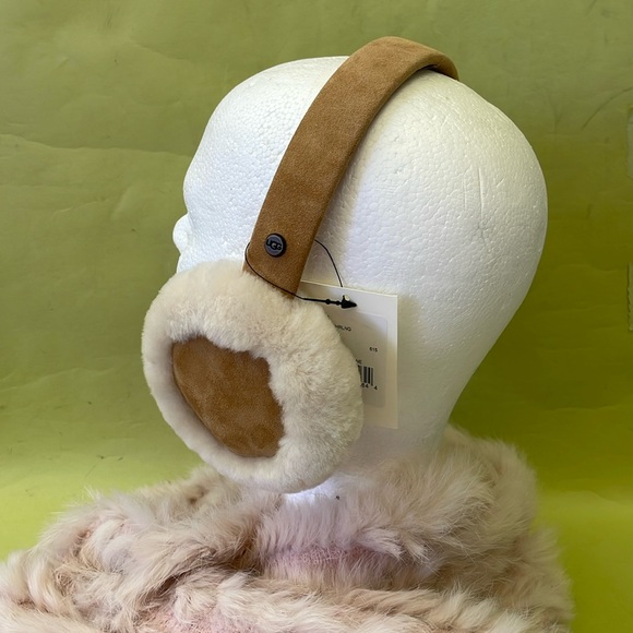 New cream/ten UGG leath/fur earmuffs - Picture 4 of 8